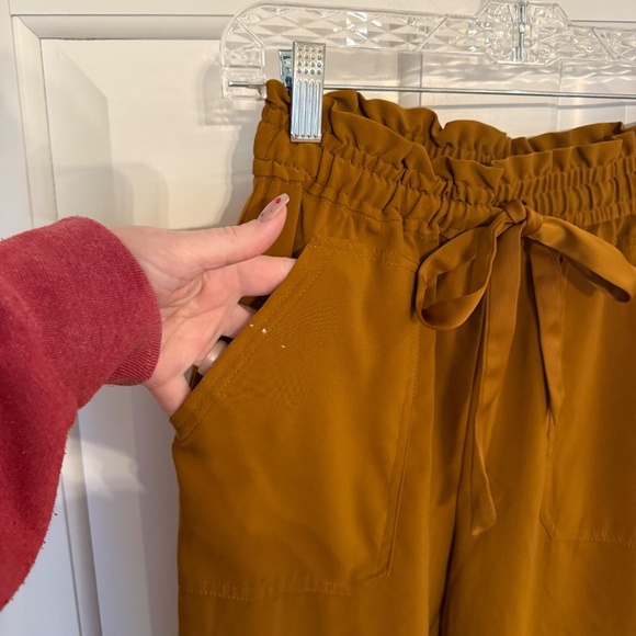 ZARA High Waisted Paper Bag Straight Leg Trouser Pants Mustard Yellow 31891 - Picture 4 of 15